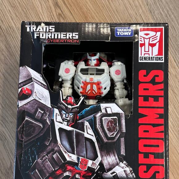 Transformers Studio Series Gamer Edition 09 Voyager Ratchet  New Transformers Studio Series Voyager Transformers War for Cybertron 09 Ratchet